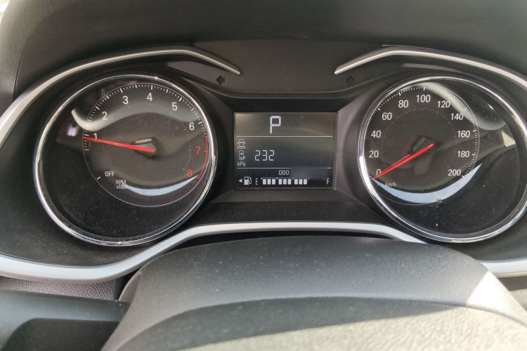 雪佛兰 科沃兹 2020款 325T 自动欣悦版局部细节14