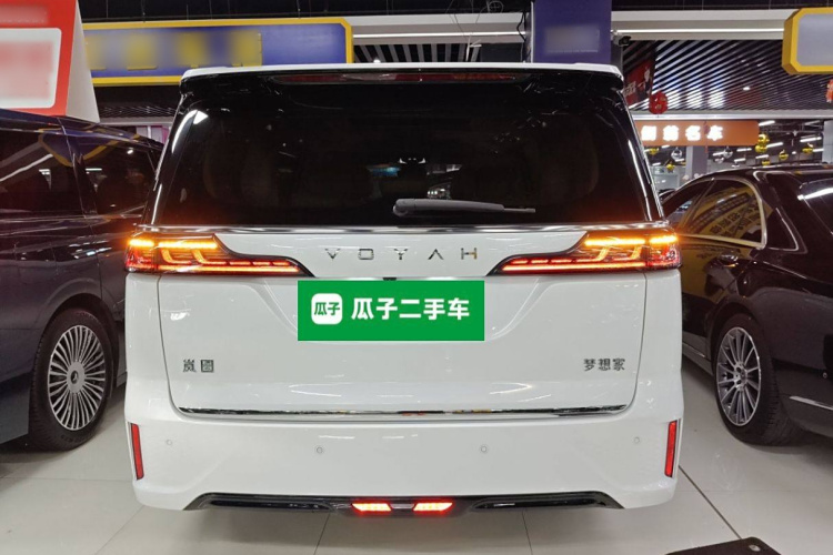 岚图汽车 岚图梦想家 2024款 PHEV 超长续航尊贵版车身外观6004