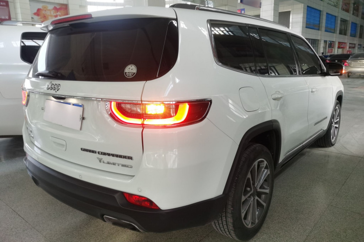 Jeep 大指挥官 2018款 2.0T 四驱悦享版 国V车身外观7