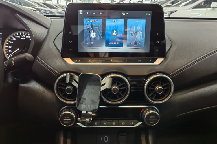 日产 轩逸 2022款 1.6L XL CVT悦享版中控内饰7003