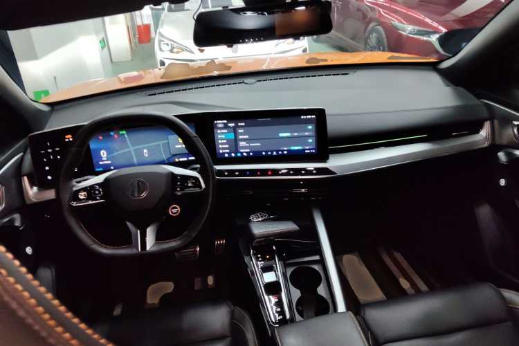 名爵 MG ONE 2022款 α-数智运动系列 1.5T 标准版中控内饰12