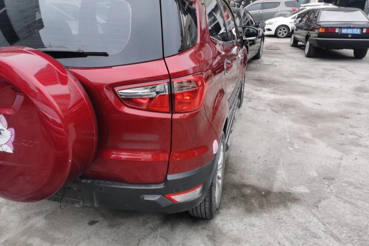 福特 翼搏 2017款 1.5L 手动尊贵型车身外观9