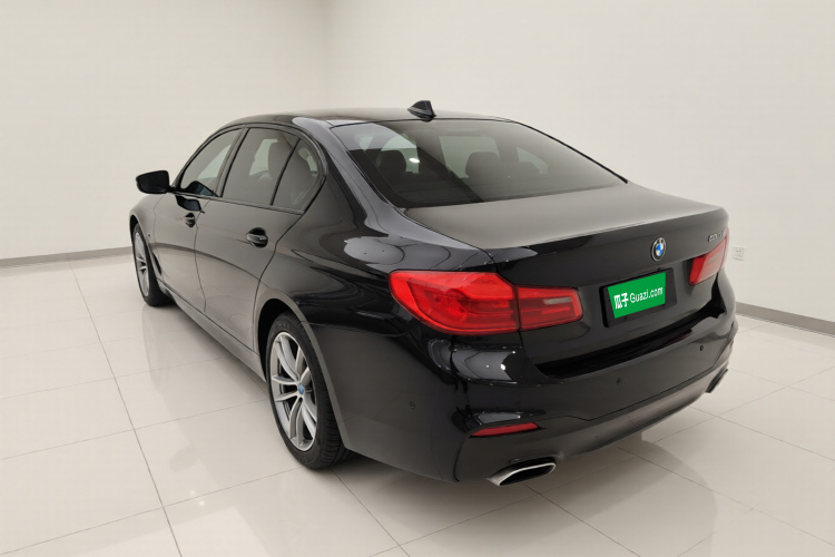 宝马5系 2019款 525Li M运动套装车身外观5