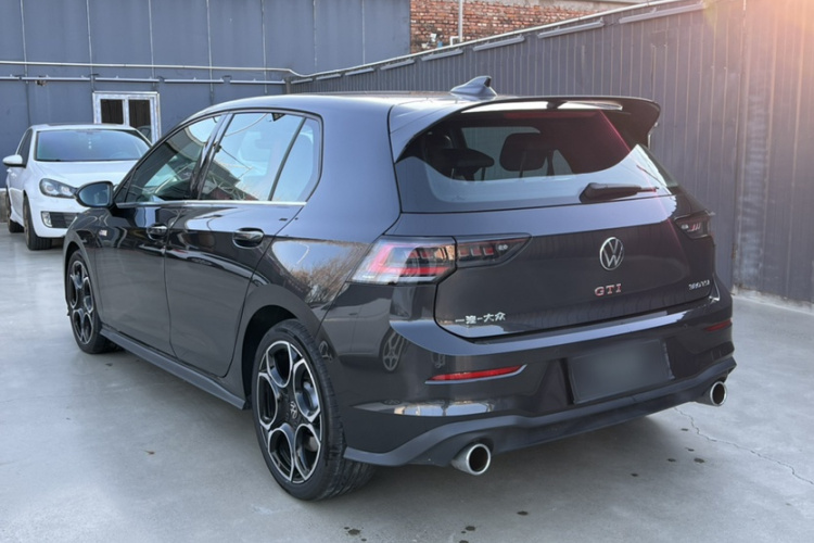 大众 高尔夫GTI 2025款 380TSI DSG GTI车身外观6003