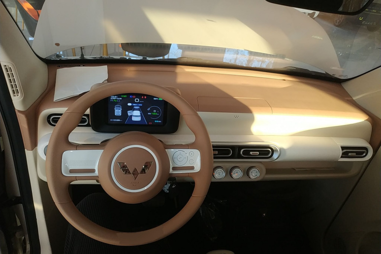 五菱汽车 宏光MINIEV 2024款 第三代 215km 青春版中控内饰12