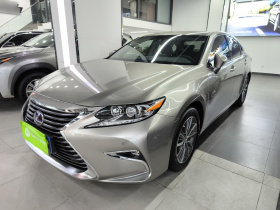 雷克萨斯ES 2015款 300h 舒适版