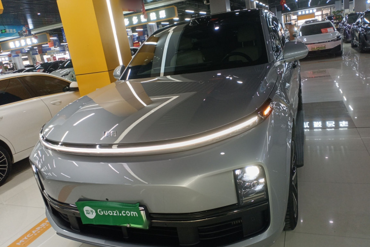 理想汽车 理想L9 2024款 Ultra车身外观2
