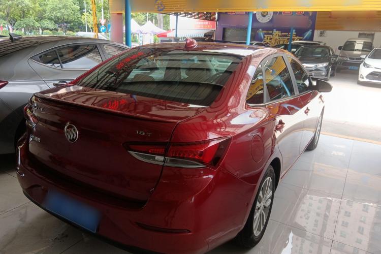 别克 英朗 2019款 18T 自动互联旗舰型 国V车身外观7