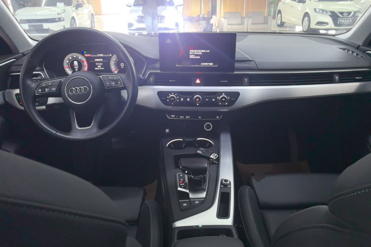 奥迪A4L 2022款 40 TFSI 时尚动感型中控内饰7002