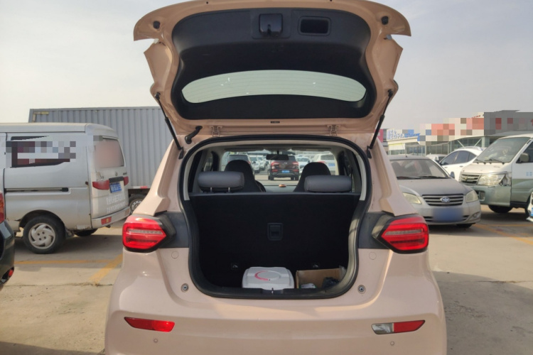 零跑汽车 零跑T03 2021款 400舒享版机舱底盘23