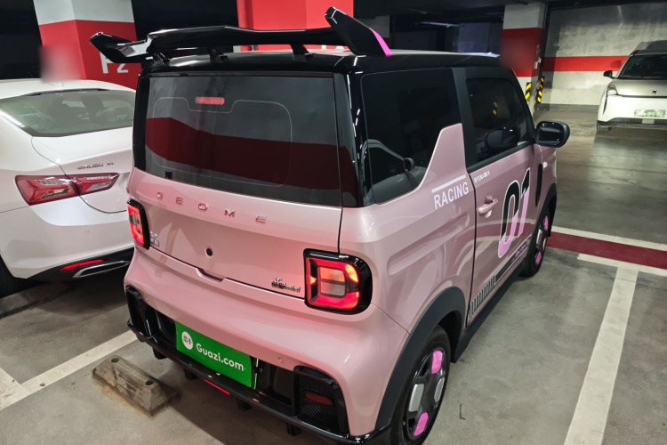 吉利银河 2025款 210km 熊猫卡丁车身外观7