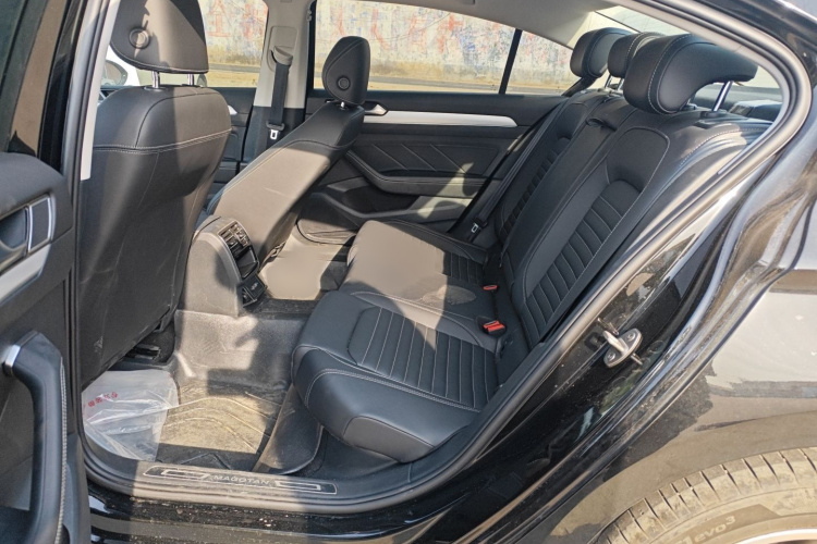 大众 迈腾 2025款 众享款 280TSI DSG舒适型中控内饰7004