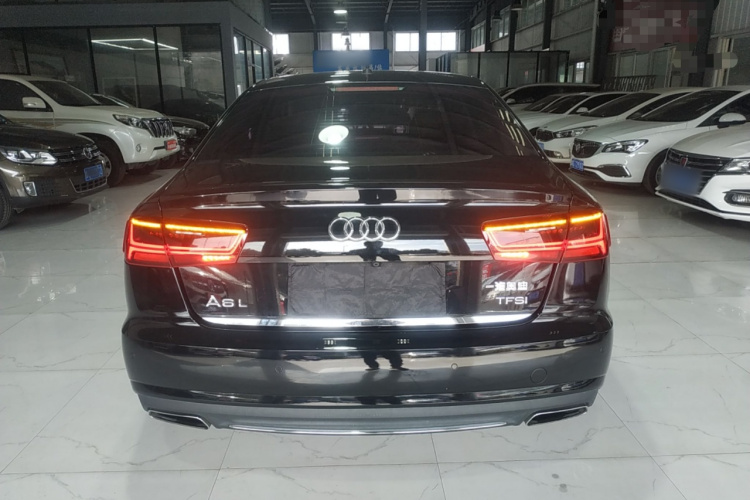 奥迪A6L 2016款 TFSI 舒适型车身外观6