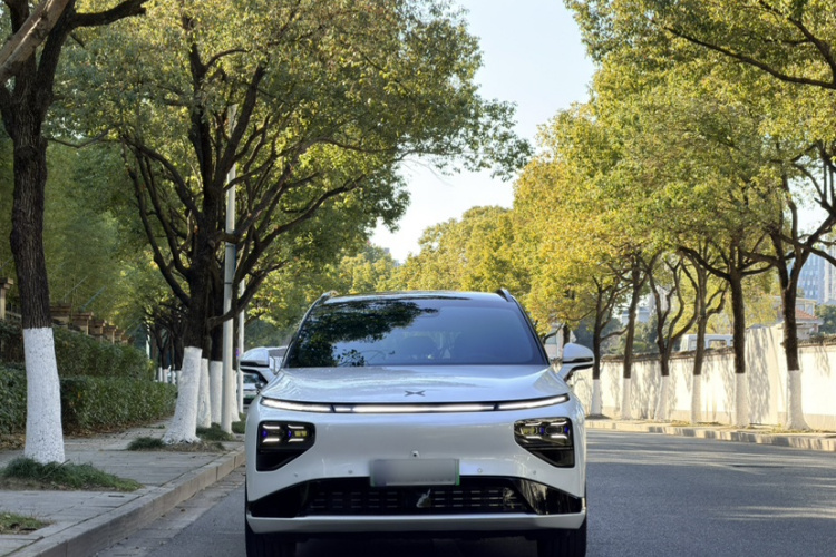 小鹏G9 2025款 625 长续航 Max车身外观6001