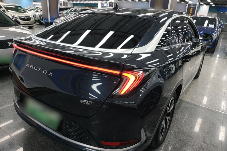 ARCFOX极狐 极狐 阿尔法S(ARCFOX αS) 2022款 708S 160kW车身外观7