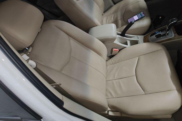 别克 凯越 2015款 1.5L 自动经典型局部细节41