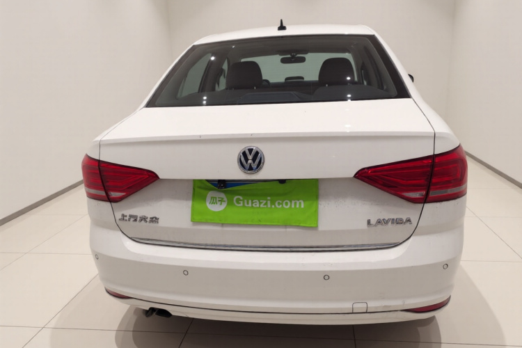 大众 朗逸 2017款 1.6L 自动舒适版车身外观6