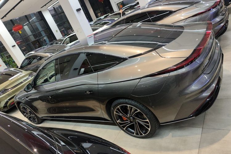 智己汽车 智己L7 2022款 Pro车身外观6003