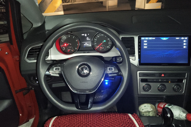大众 高尔夫·嘉旅 2016款 1.6L 自动舒适型中控内饰13