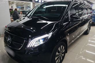 奔驰 威霆 2021款 2.0T 商务版 7座