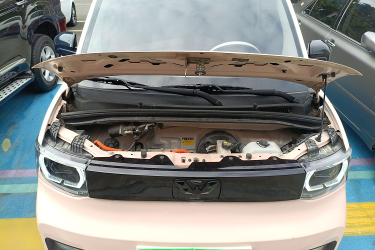 五菱汽车 宏光MINIEV 2022款 马卡龙时尚款 磷酸铁锂机舱底盘24