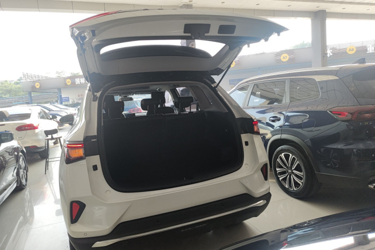 五菱汽车 五菱星辰 2022款 2.0L DHT电速款局部细节23