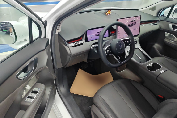 鸿蒙智行 尚界H5 2025款 增程 Max中控内饰7003