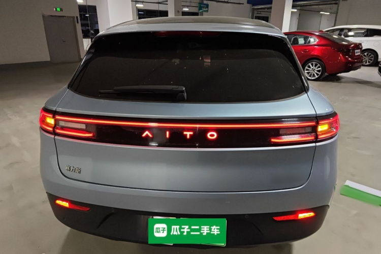 鸿蒙智行 问界M5 2022款 纯电后驱标准版车身外观6