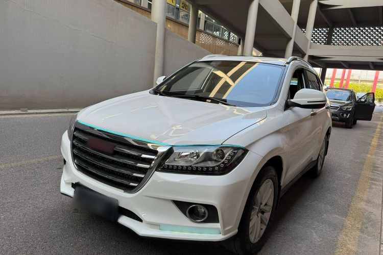 哈弗H2 2016款 红标 1.5T 自动两驱豪华型车身外观1