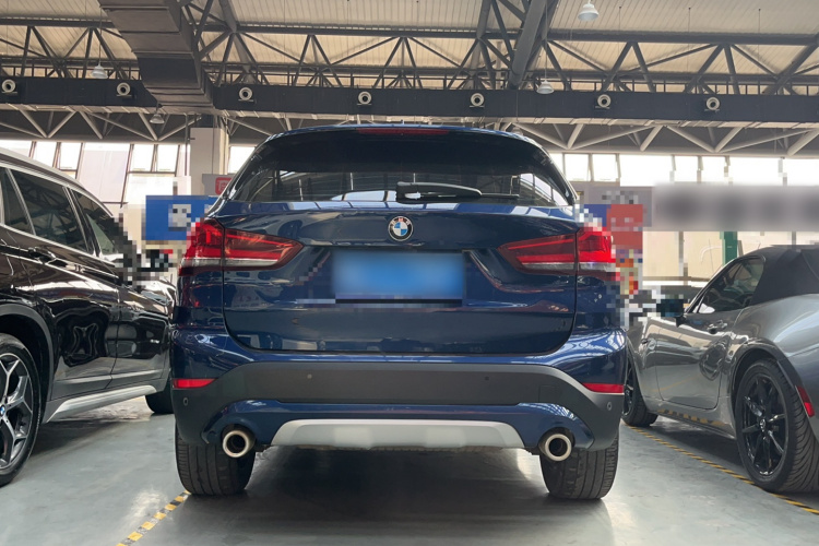 宝马X1 2020款 sDrive20Li 尊享型车身外观6006