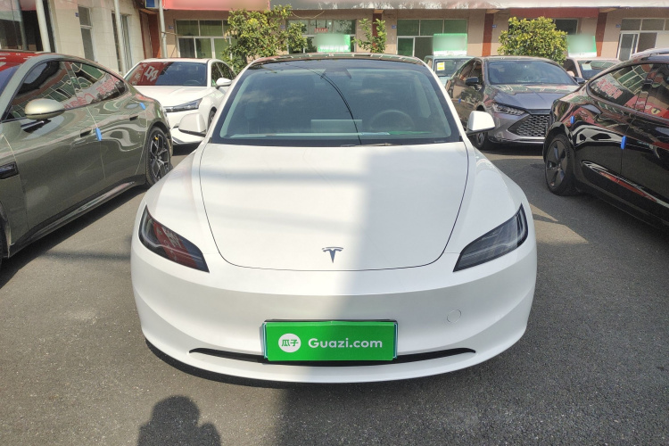 特斯拉 Model 3 2023款 长续航全轮驱动版车身外观6001