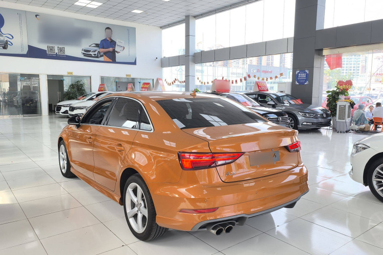 奥迪A3 2018款 30周年年型 Limousine 35 TFSI 时尚型车身外观6003