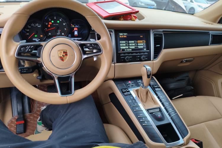 保时捷 2014款 Macan 2.0T中控内饰12