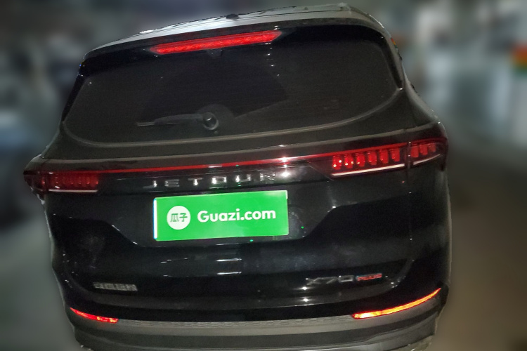 捷途X70 PLUS 2021款 改款 1.5T 手动风 7座车身外观6