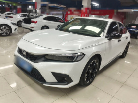 本田 思域 2023款 HATCHBACK 240TURBO CVT极锐版