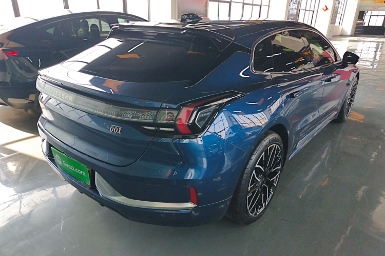 极氪001 2023款 ME版 100kWh车身外观6005