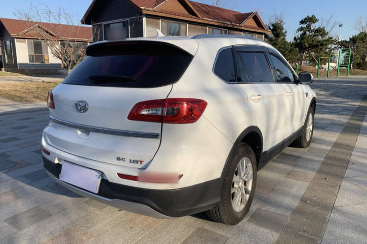 北汽幻速S6 2016款 1.5T 手动领先型车身外观6005