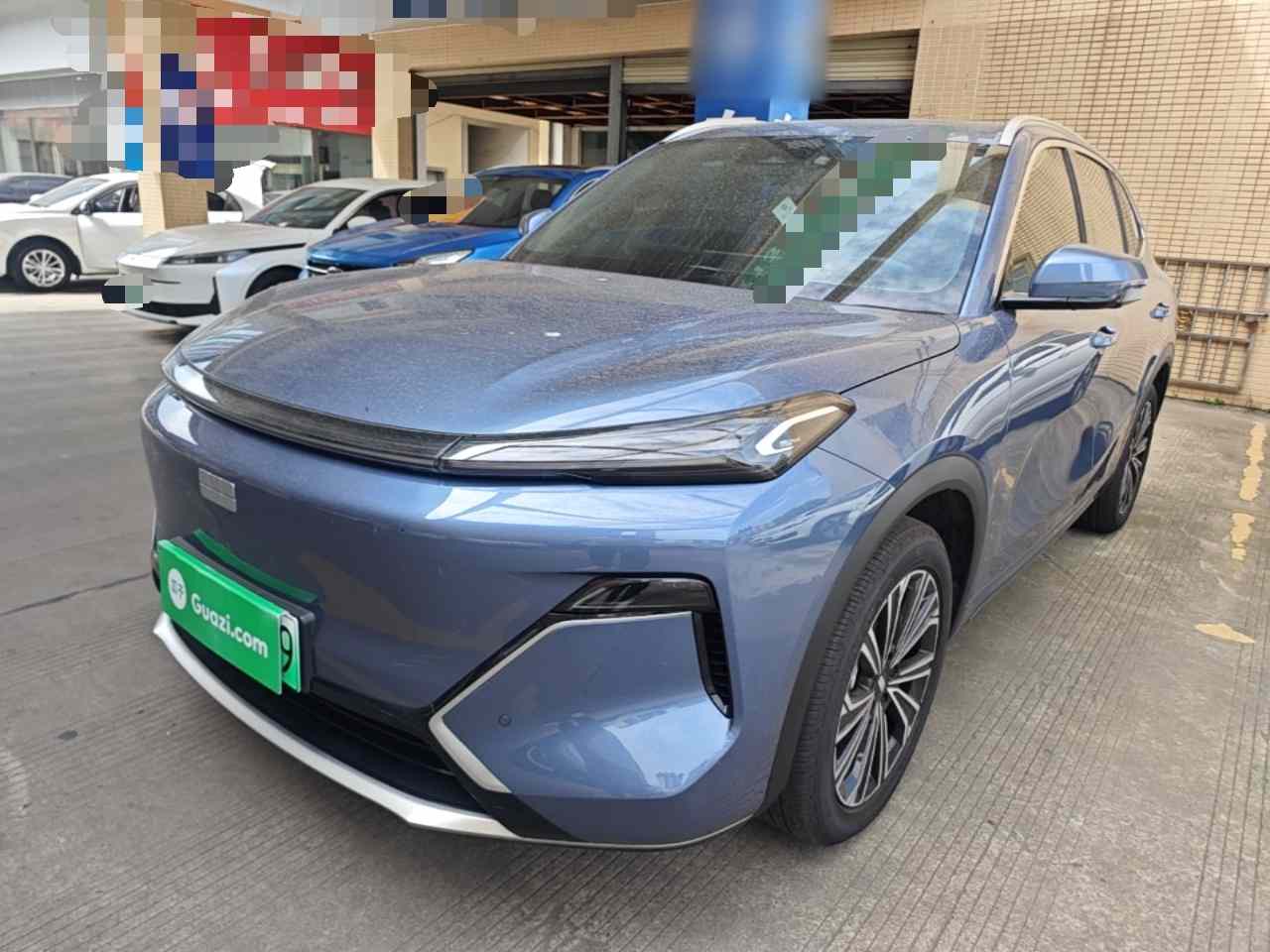 吉利银河 银河星舰7 EM-i 2025款 120km 领航版(2)