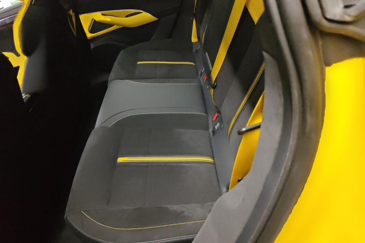 小米汽车 小米SU7 Ultra 2025款 Ultra中控内饰21