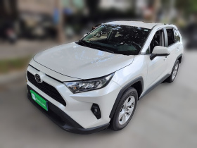 丰田 RAV4荣放 2024款 2.0L CVT两驱都市版