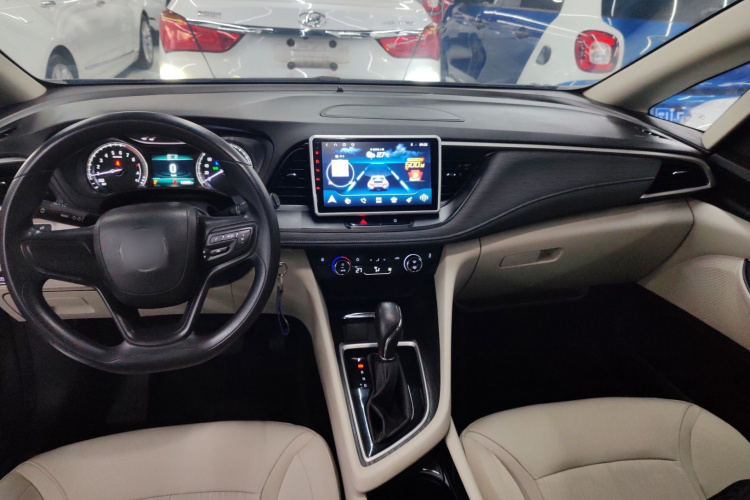 别克GL6 2019款 18T 6座精英型 国VI局部细节18