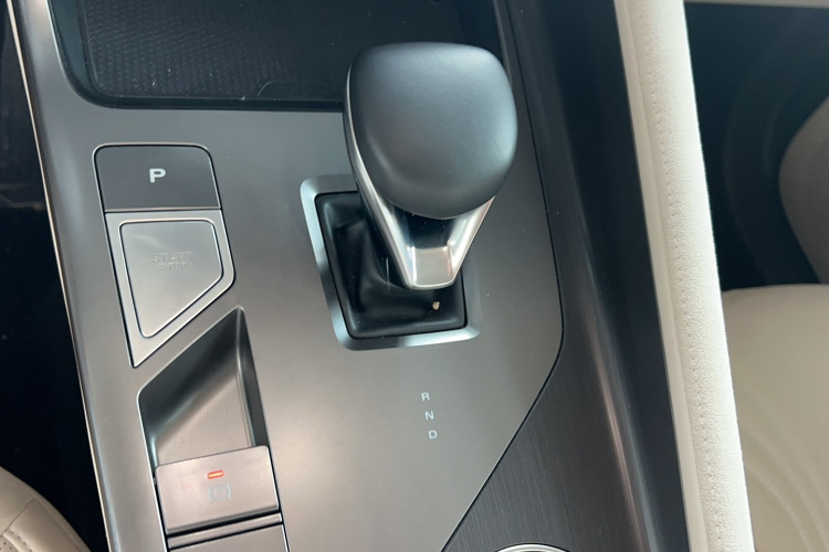 荣威D5X DMH 2024款 135科技版局部细节18