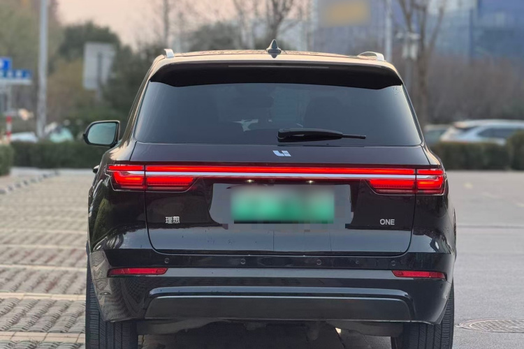 理想汽车 理想ONE 2020款 增程6座版车身外观6003