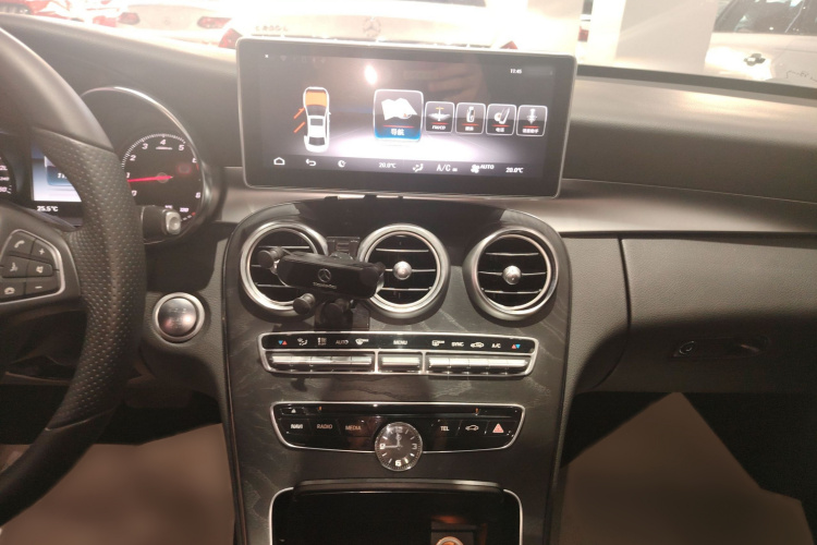 奔驰C级(进口) 2015款 C 200 旅行轿车局部细节16