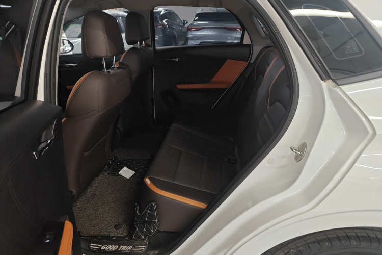 比亚迪e2 2020款 升级版 高续航版 豪华型中控内饰21