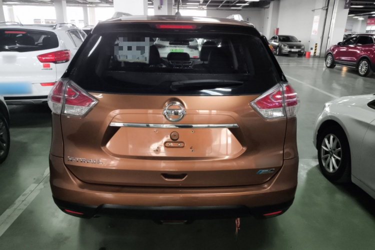 日产 奇骏 2014款 2.0L CVT舒适版 2WD车身外观6004