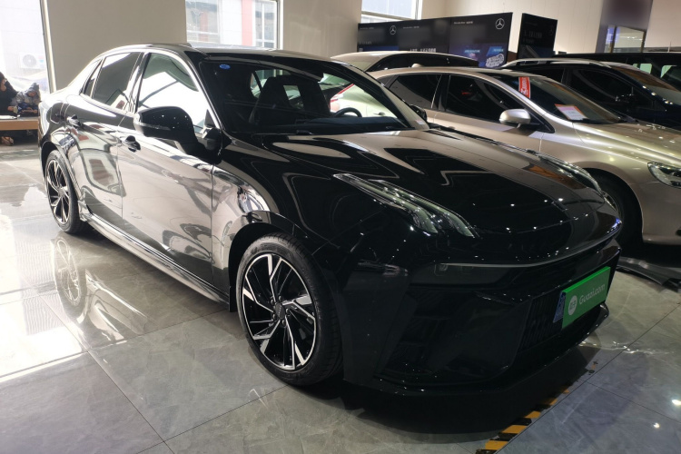 领克03 2023款 1.5TD DCT劲Pro车身外观3