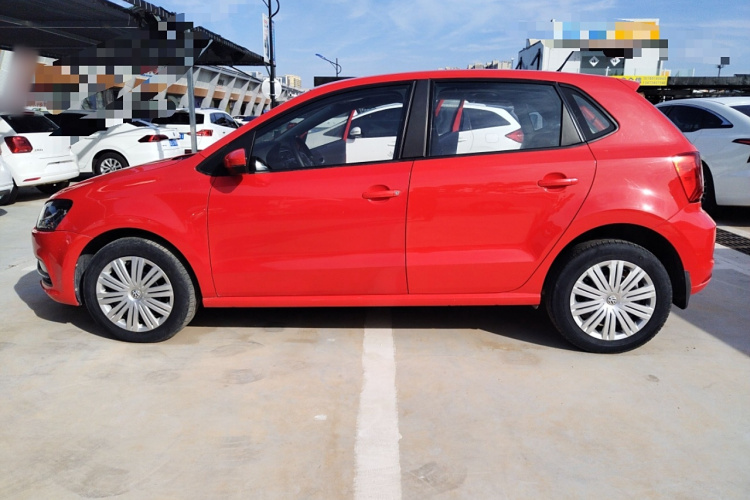 大众 Polo 2016款 1.6L 自动舒适型车身外观4