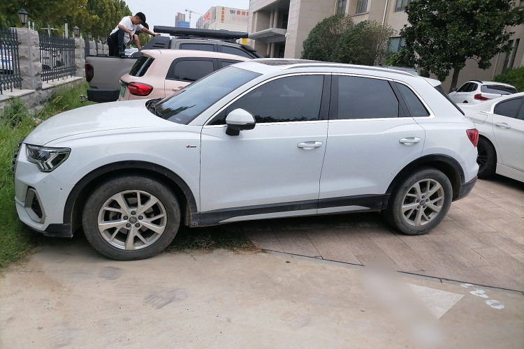 奥迪Q3 2019款 35 TFSI 进取动感型车身外观6003