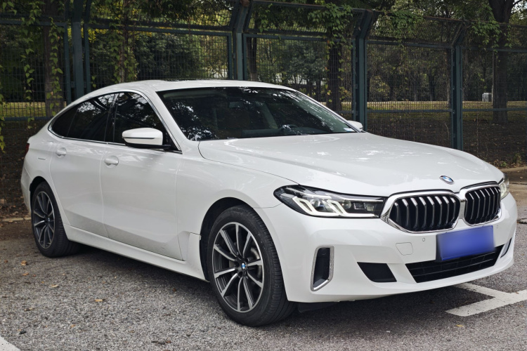 宝马6系GT 2022款 630i 豪华设计套装车身外观6002